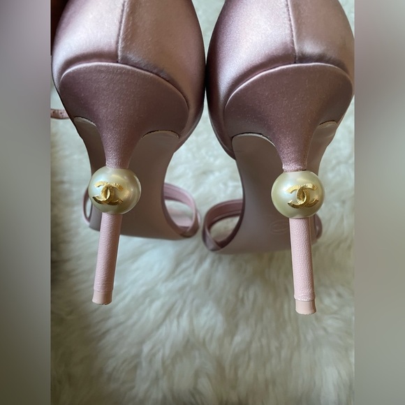 CHANEL Satin Pearl Heels - Picture 8 of 8
